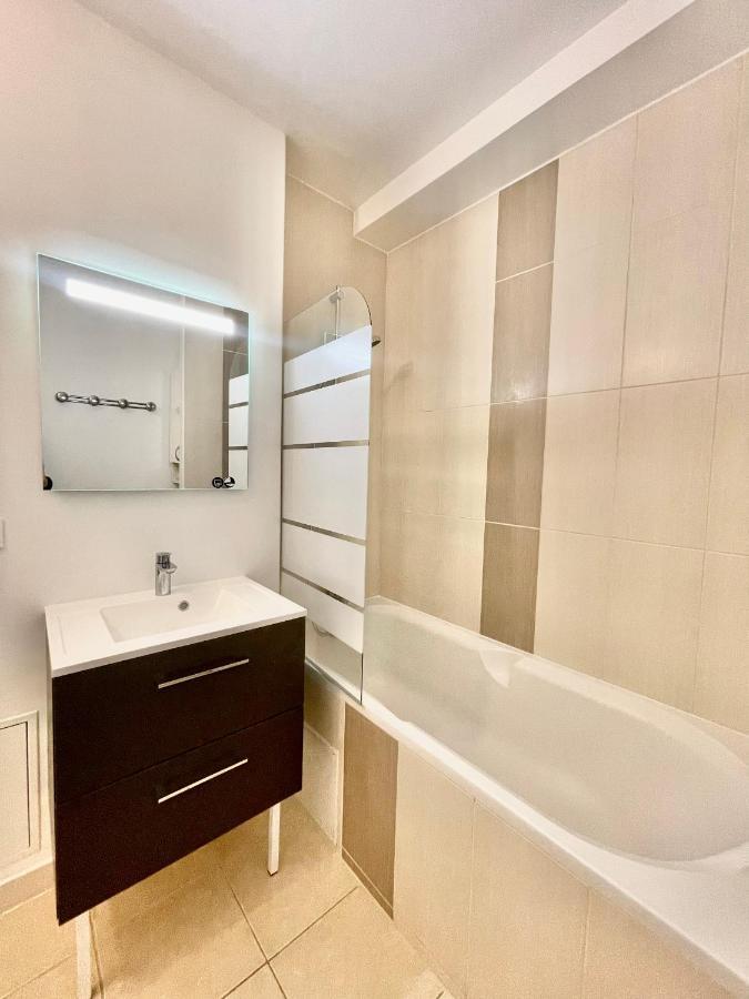 Tour Eiffel - Seine Apartment ปารีส ภายนอก รูปภาพ
